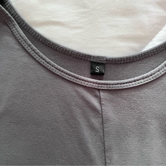 EUC || Gray Workout Crop Top || Small - Picture 6 of 7